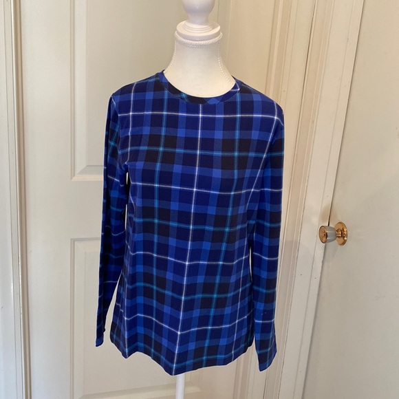 Jersey top in beautiful plaid. - Picture 1 of 3